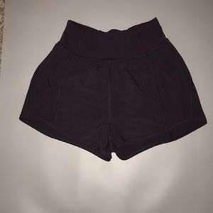 🦋FINAL PRICE🦋 rare LuluLemon Shorts